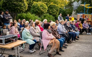 "SÍPPAL, DOBBAL, ÉNEKSZÓVAL"  teraszkoncert