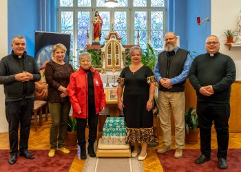 Segítség szívből – ANGYALBATYU ORSZÁGOS AJÁNDÉKGYŰJTÉSI AKCIÓ